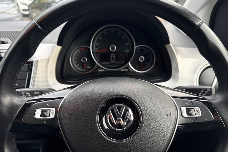 2019 Volkswagen up! 1.0 High up! Euro 6 (s/s) 5dr Hatchback PETROL Manual