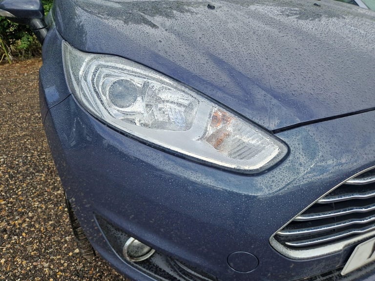 2015 Ford Fiesta 1.0T EcoBoost Zetec Euro 5 (s/s) 5dr Petrol