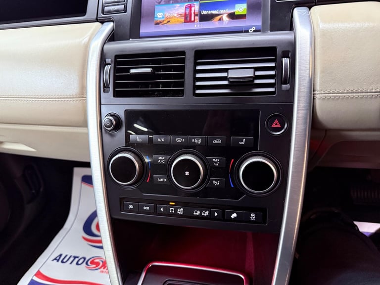 2017 Land Rover Discovery Sport 2.0 TD4 HSE Luxury Auto 4WD Euro 6 (s/s) 5dr ESTATE Diesel Automatic