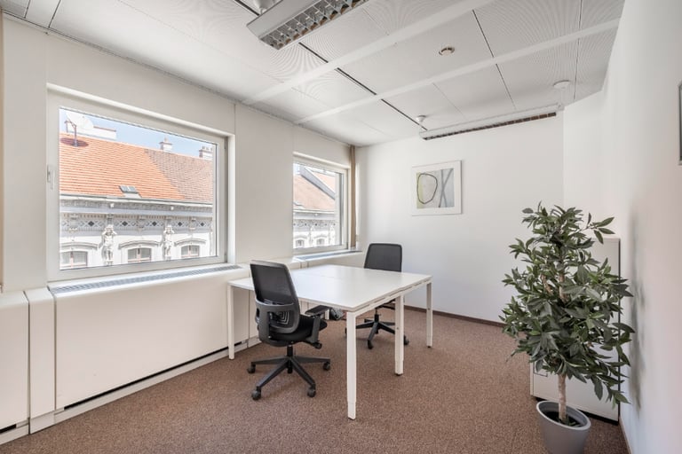 Norwich - NR3 1BQ, Access to professional office space for 2 people in Regus Eighteen Colegate
