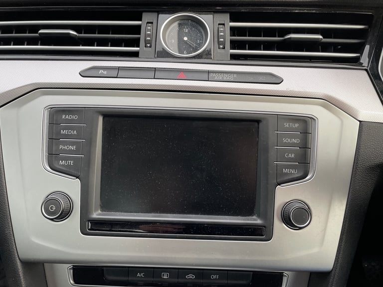 2015 Volkswagen Passat 1.6 TDI SE 4dr SALOON Diesel Manual
