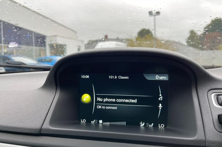 2015 Volvo V70 D4 [181] SE Lux 5dr Geartronic SEMI-AUTO Estate Diesel Semi Automatic