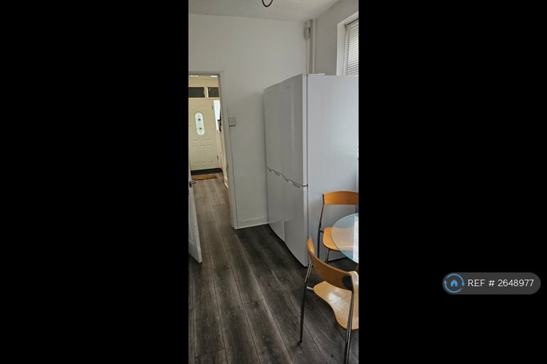 5 bedroom house in Bentley New Drive, Walsall, WS2 (5 bed) (#2648977)