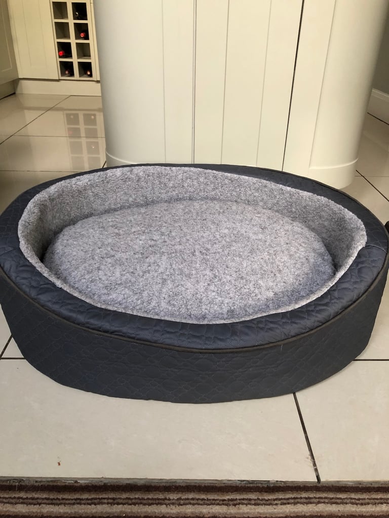 Dog bed with cushion