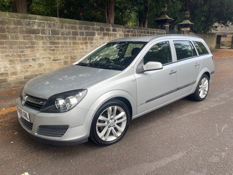Cheap 2005 Vauxhall Astra 1.6i 16V Life 5dr ESTATE Petrol Manual for sale in Wakefield, West Yorkshire