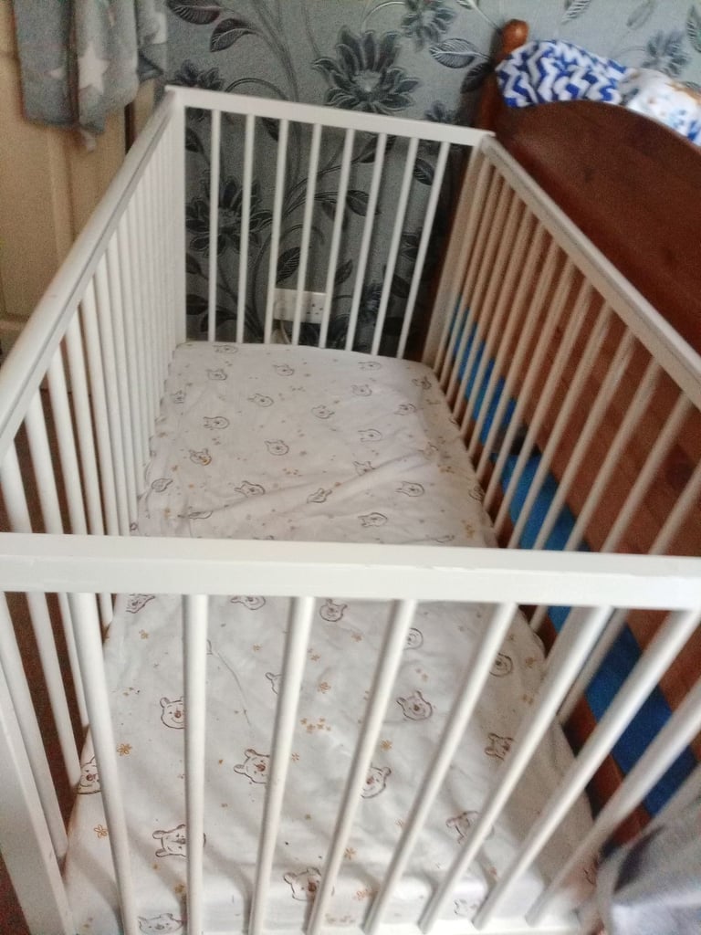 Adjustable Cot and mattress needs gone