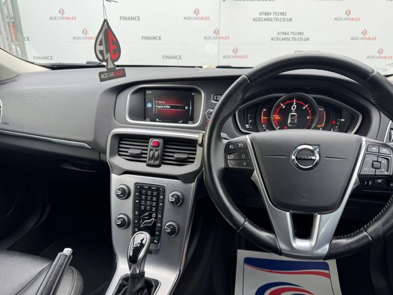 2016 Volvo V40 D3 [4 Cyl 150] Inscription 5dr Geartronic HATCHBACK DIESEL Automatic