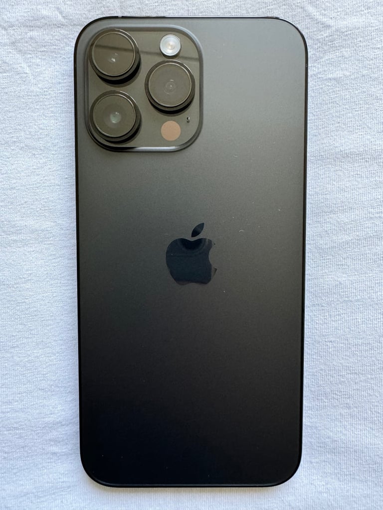 Iphone 14 pro max 256gb Black - Like New With Accessories