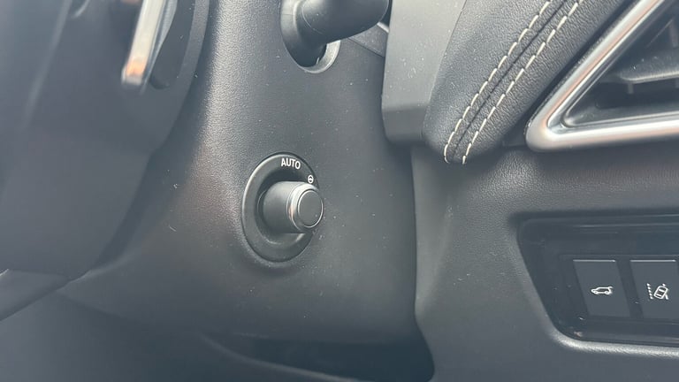 2017 Jaguar F-Pace 2.0d R-Sport 5dr Auto AWD Diesel Estate Estate Diesel Automatic