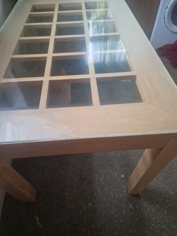 Dining table 