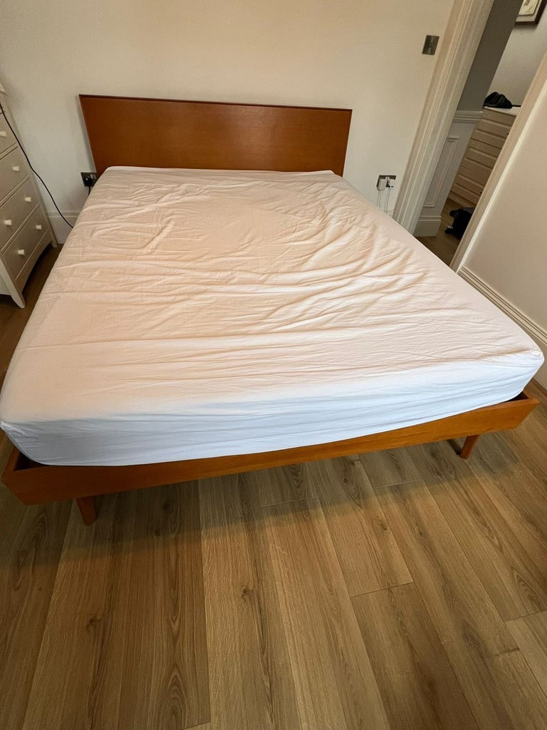 Sofas and king size bed 