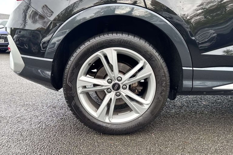 2022 Audi Q3 40 TFSI Quattro S Line 5dr S Tronic SUV Petrol Automatic