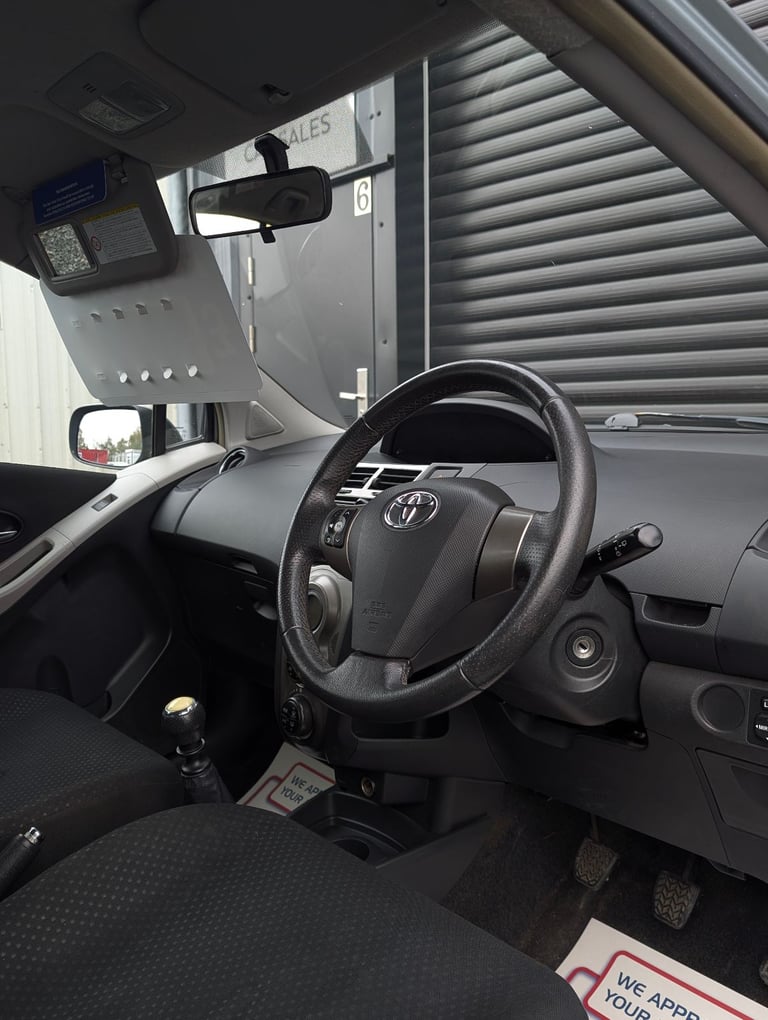 2011 Toyota Yaris