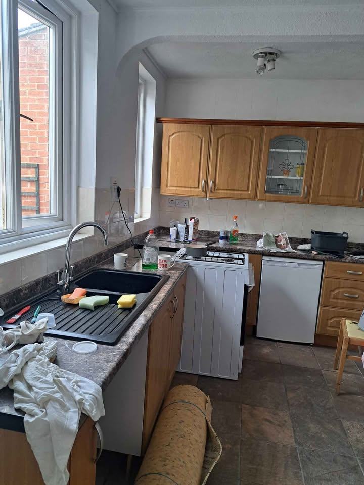 3 beds 1 bathroom – House