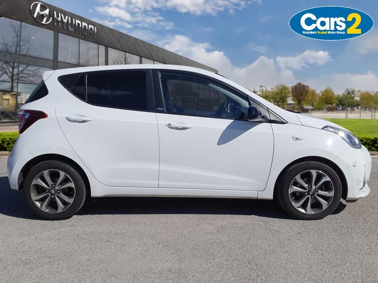 2020 Hyundai i10 1.0 Play 5dr Hatchback Petrol Manual