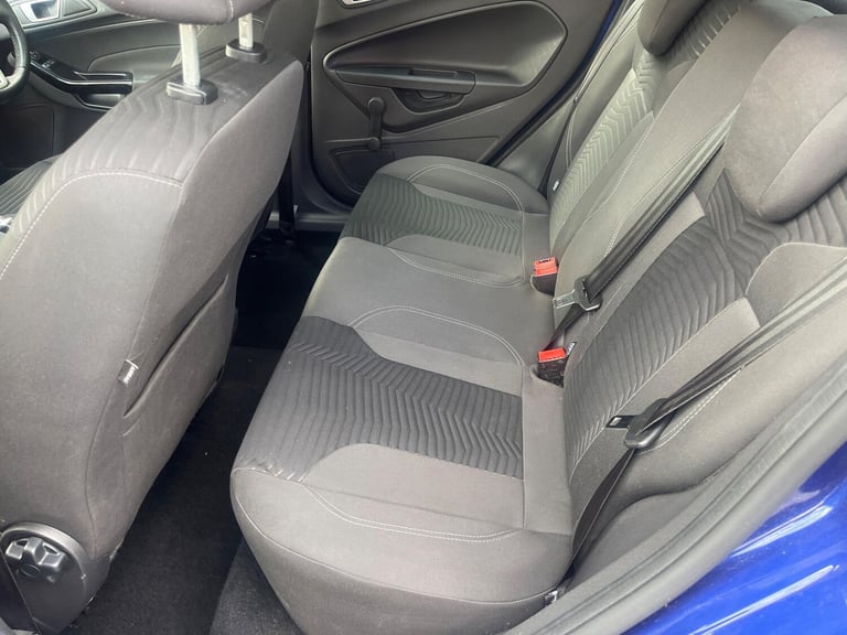 2015 Ford Fiesta 1.25 Zetec Euro 6 5dr HATCHBACK Petrol Manual
