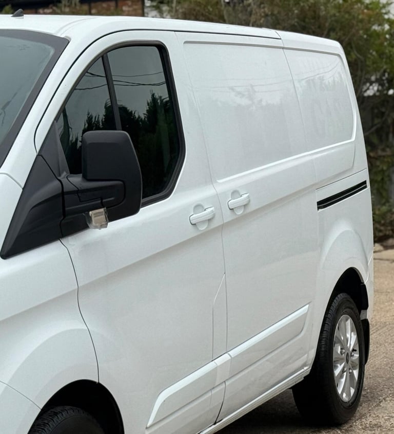 2020 Ford Transit Custom 2.0 300 EcoBlue Limited L1 H1 Euro 6 (s/s) 5dr Diesel