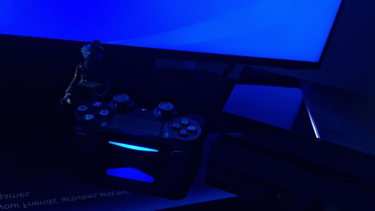 Sony Playstation 4 PS4 Game Console 500Gb FW9.03