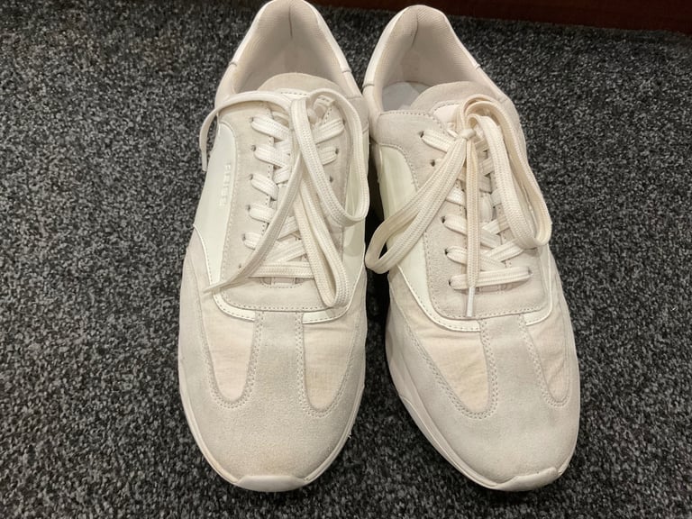 Used a twice Reiss leather-blend low-top mens trainer size 8/43 v.good condition £40