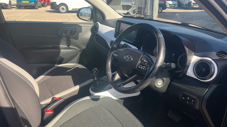2022 Hyundai i10 1.2 MPi Premium 5dr Auto Petrol Hatchback Hatchback Petrol Automatic
