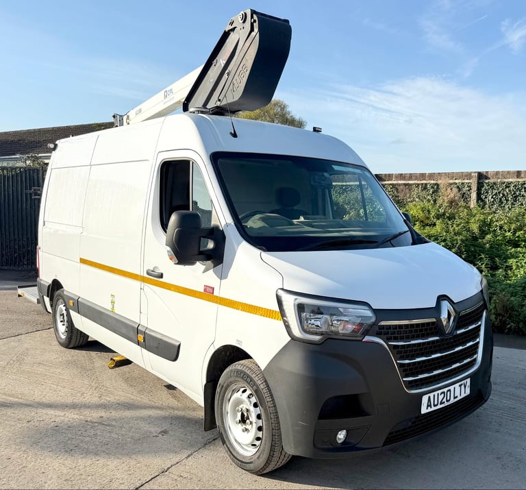 2020 RENAULT MASTER 35 KLUBB ACCESS PLATFORM EURO6 3.5T CAR LICENSE 48,000 MILES