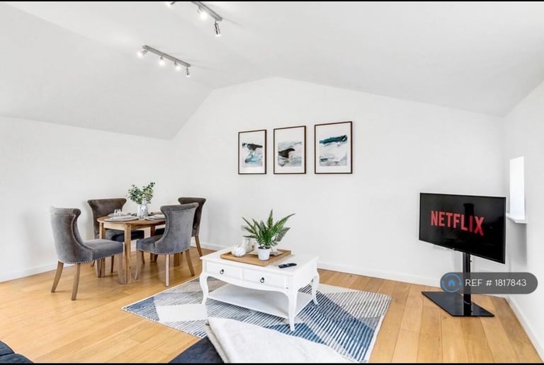 Fully furnished 3 bedroom annex available to rent immediately £1295