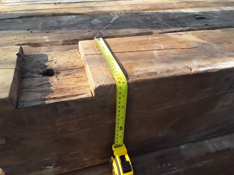 Reclaimed 200 years old, solid pine beam. 5.8 feet long. 