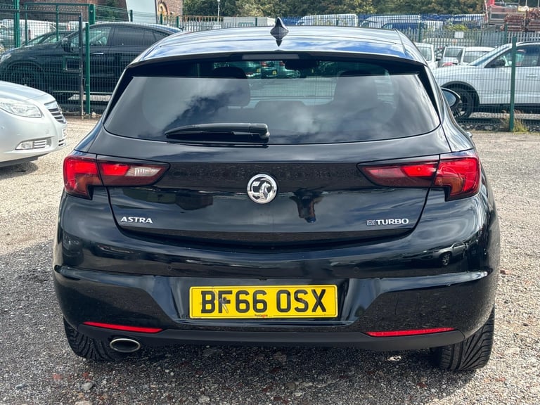 2016 Vauxhall Astra 1.6 CDTi Bi-Turbo 16V 160 SRi Nav 5dr HATCHBACK DIESEL Manual