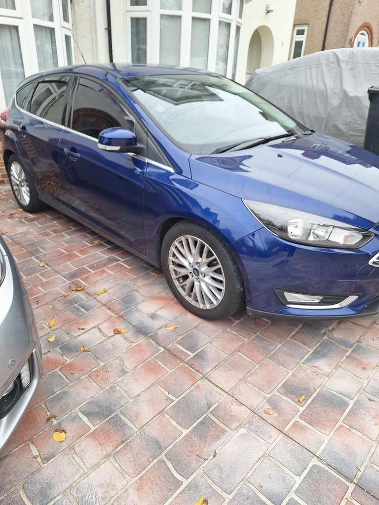 Ford, FOCUS, Hatchback, 2015, Manual, 999 (cc), 5 doors