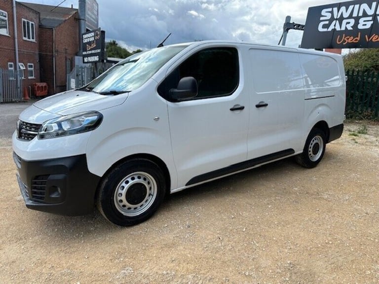 2022 Vauxhall Vivaro 2900 1.5TD DYNAMIC LWB L2 100PS Medium Van Diesel Manual