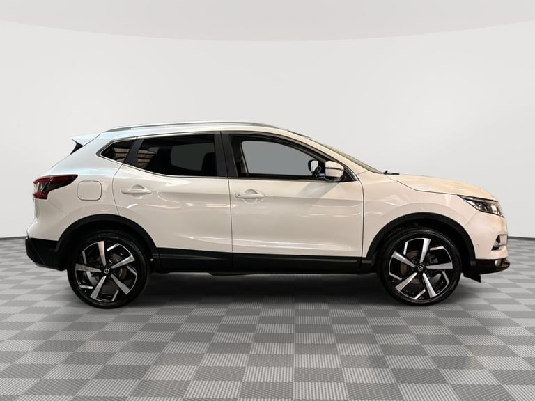 2018 Nissan Qashqai 1.5 dCi Tekna 5dr HATCHBACK PETROL Manual