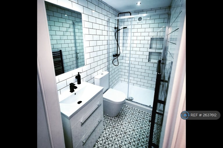 6 bedroom house in Channell Road, Fairfield, Liverpool, L6 (6 bed) (#2637612)