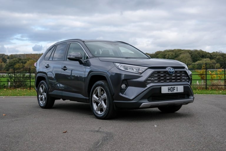 image for 2021 Toyota RAV4 2.5 VVT-i Hybrid Design 5dr CVT 2WD ESTATE Petrol/Electric Hybrid Automatic