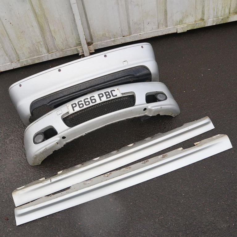 BMW E46 COUPE CABRIO M SPORT BODY KIT BUMPERS SIDESKIRTS TITAN SILVER