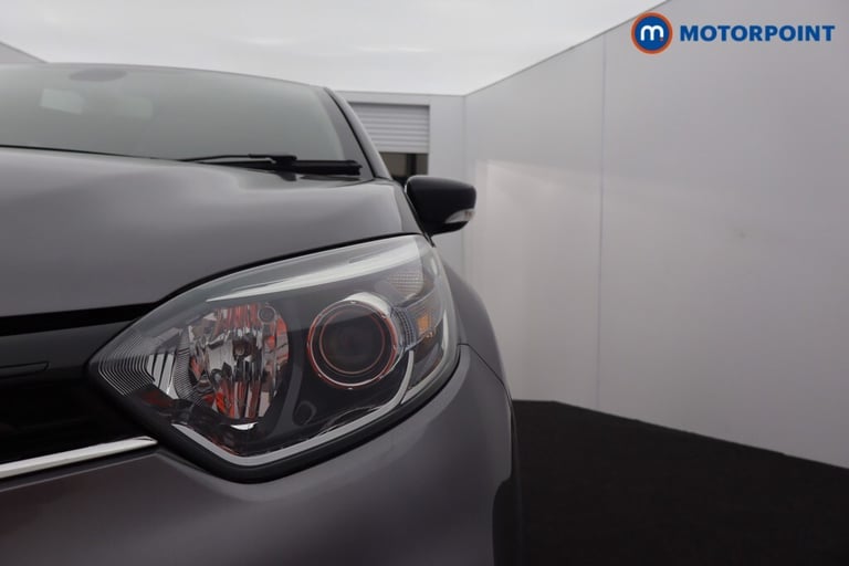 2018 Renault Captur 0.9 TCE 90 Iconic 5dr SUV Petrol Manual