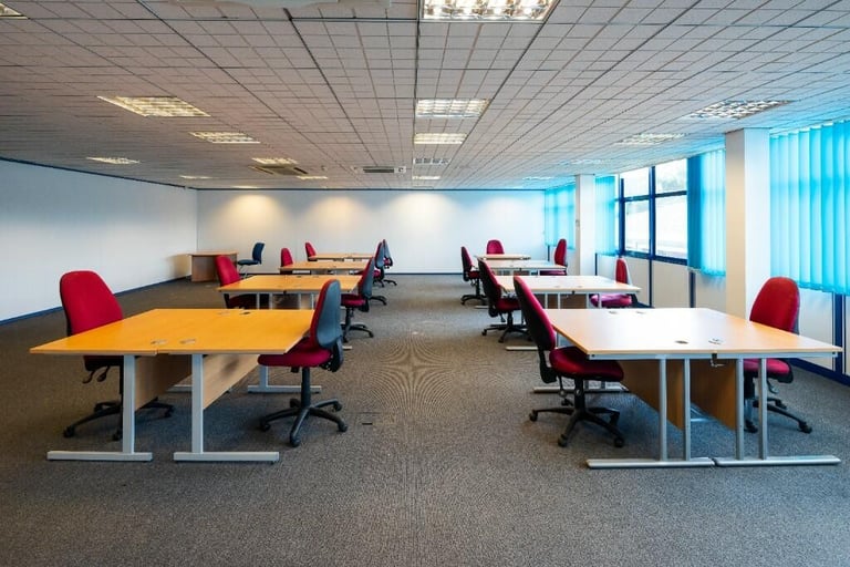 Office units to rent in Poole