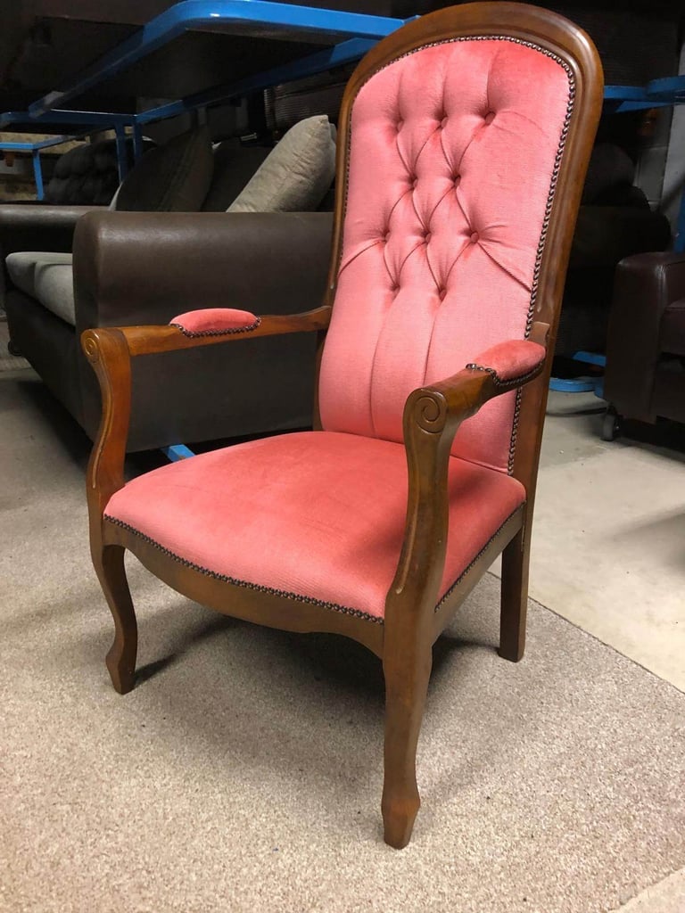 Vintage Style Chair 