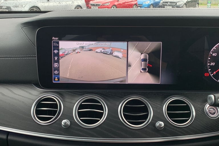 2021 Mercedes-Benz E-Class E300de AMG Line Premium 4dr 9G-Tronic Saloon DIESEL/ELECTRIC Automatic