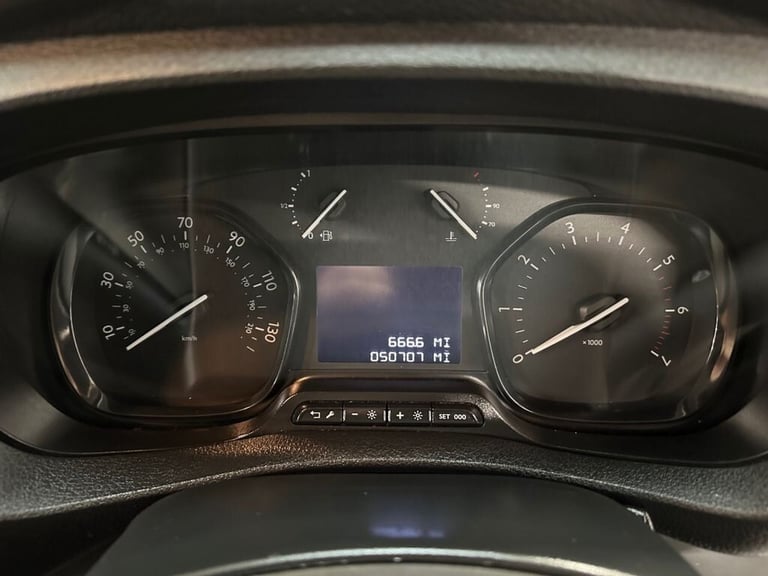 2022 22 PEUGEOT EXPERT 1.5 BLUEHDI 1000 PROFESSIONAL PREMIUM LONG LWB L2 * ONLY 