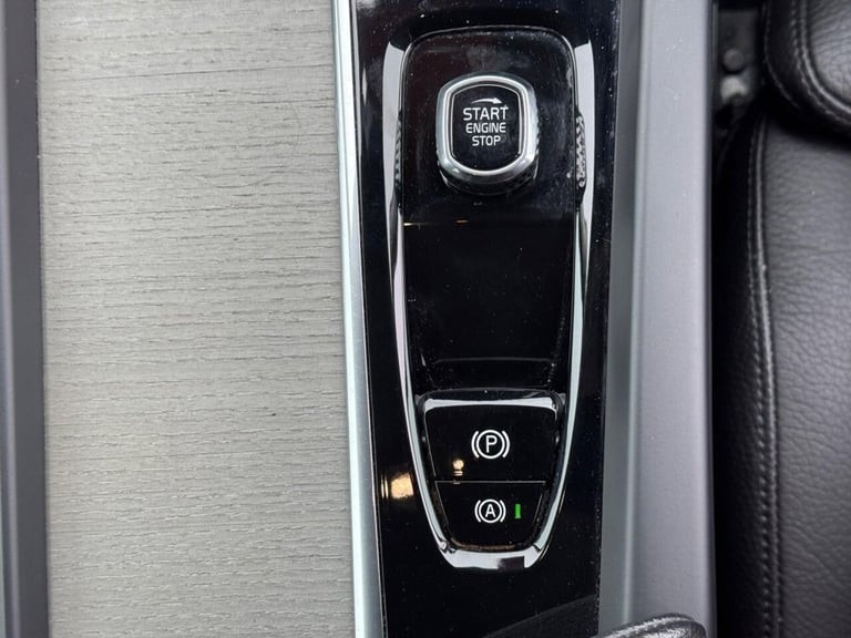 2021 Volvo V60 2.0 B5P Cross Country 5dr AWD Auto ESTATE PETROL Automatic