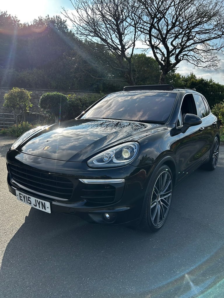image for 2015 Porsche Cayenne S E-Hybrid 5dr Tiptronic S ESTATE Petrol Parallel Phev Automatic
