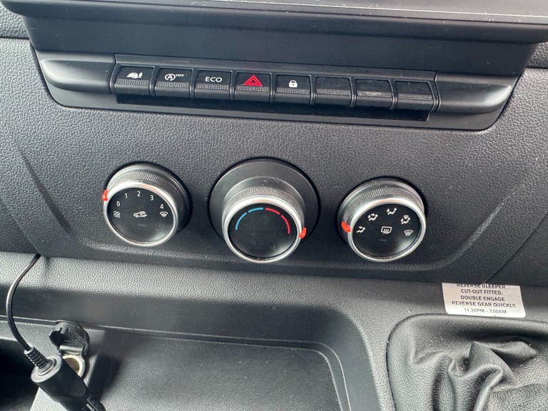 RENAULT MASTER 2.3 DCI BUSINESS 2020 (70) LWB PANEL VAN + 1 OWNER + 62000 MILES 