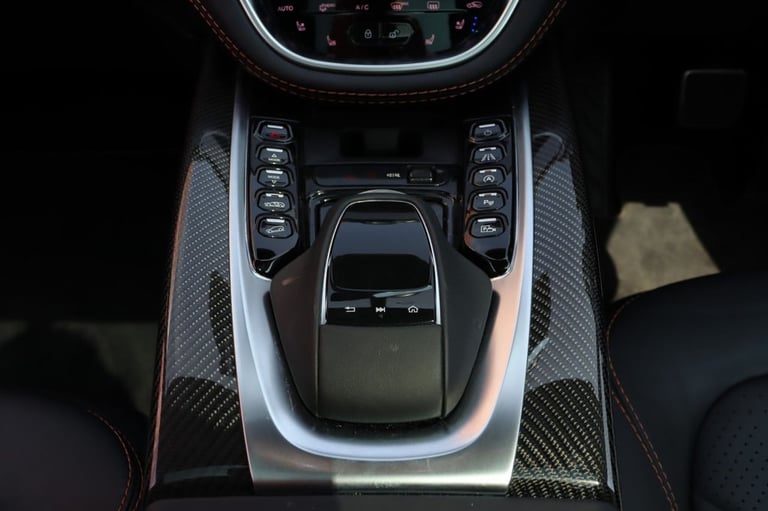 2023 23 ASTON MARTIN DBX 4.0 V8 SUV 5DR PETROL AUTO 4WD EURO 6 (S/S) (550 PS)