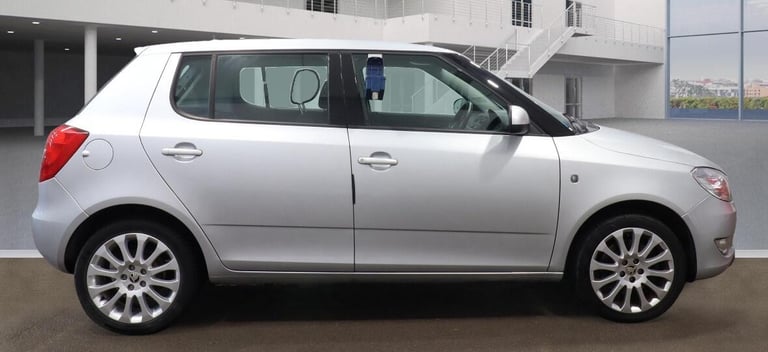 2013 Skoda Fabia 1.2 TSI 105 Elegance 5dr DSG HATCHBACK PETROL Automatic