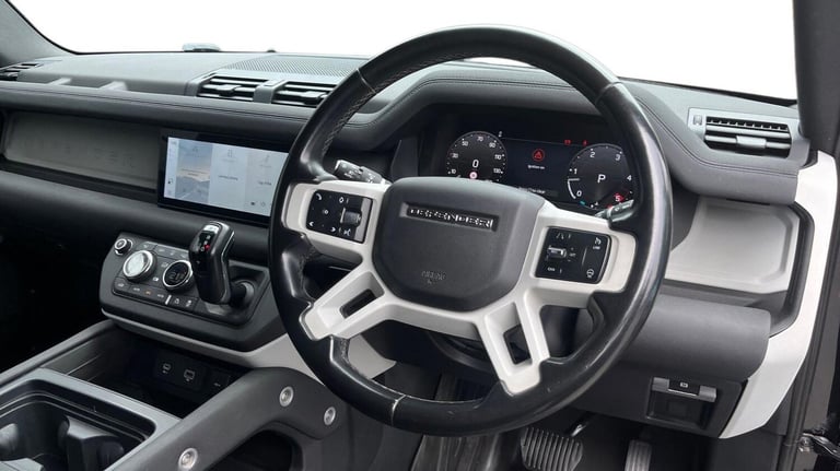 2023 Land Rover Defender 3.0 D250 Hard Top SE Auto PANEL VAN DIESEL Automatic