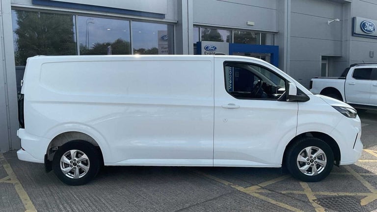 2024 Ford Transit Custom 2.0 EcoBlue 136ps H1 Van Limited Van Diesel Manual