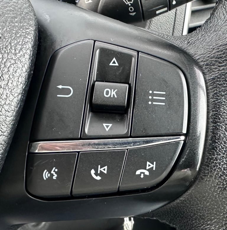 2019 Ford Transit Custom 2.0 EcoBlue 170ps Low Roof D/Cab Limited Van Auto PANEL VAN DIESEL Autom...