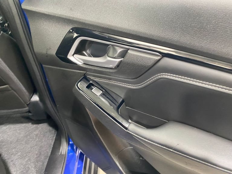  Isuzu D-max 1.9 V-Cross Double Cab 4x4 Auto Diesel