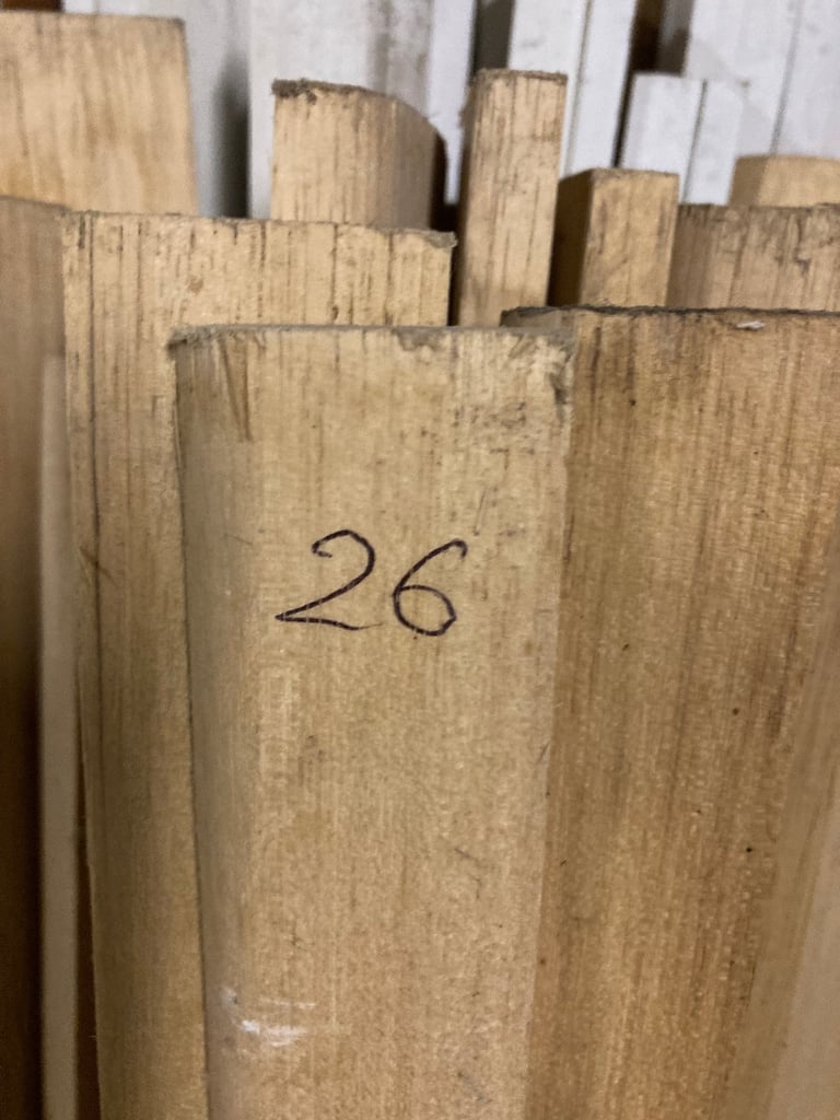 Light hardwood ramin moulding 