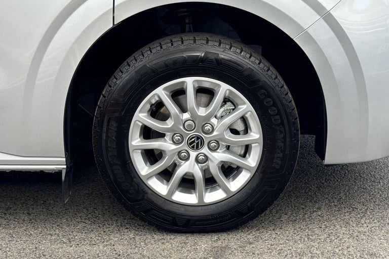 2025 Volkswagen Transporter 160kW 65kWh Commerce Pro Van Auto Van Automatic